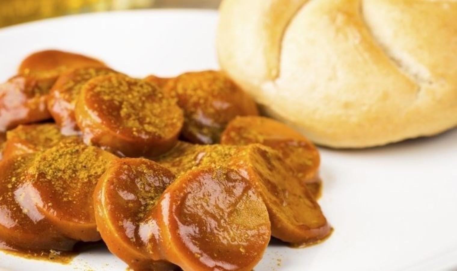 alman-mutfag-sokak-lezzeti-currywurst-tanmi-y4DKwWeh.jpg