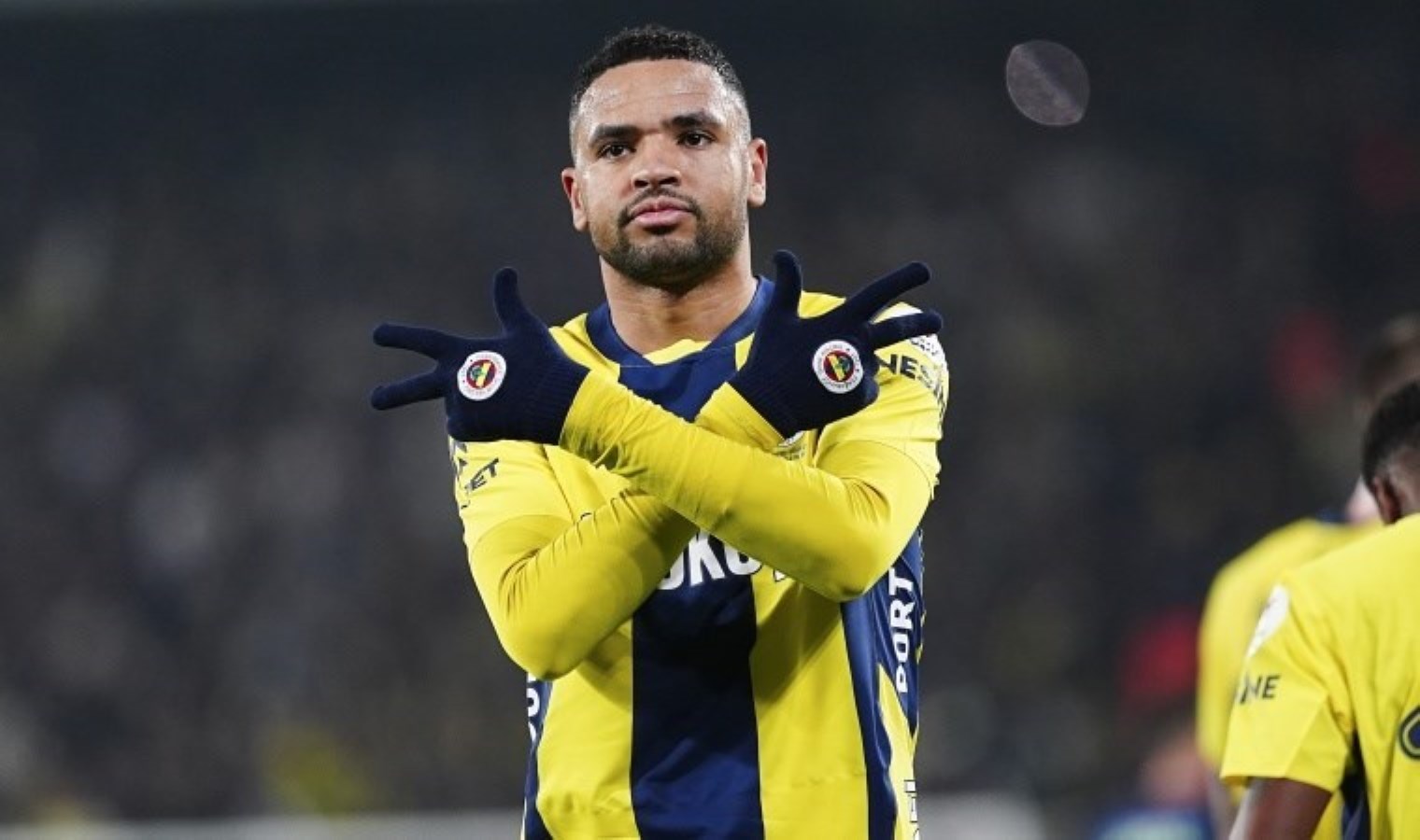 fenerbahce-en-nesyri-ile-guru-fenerbahce-3-1-kasmpasa-h1LuQWbA.jpg
