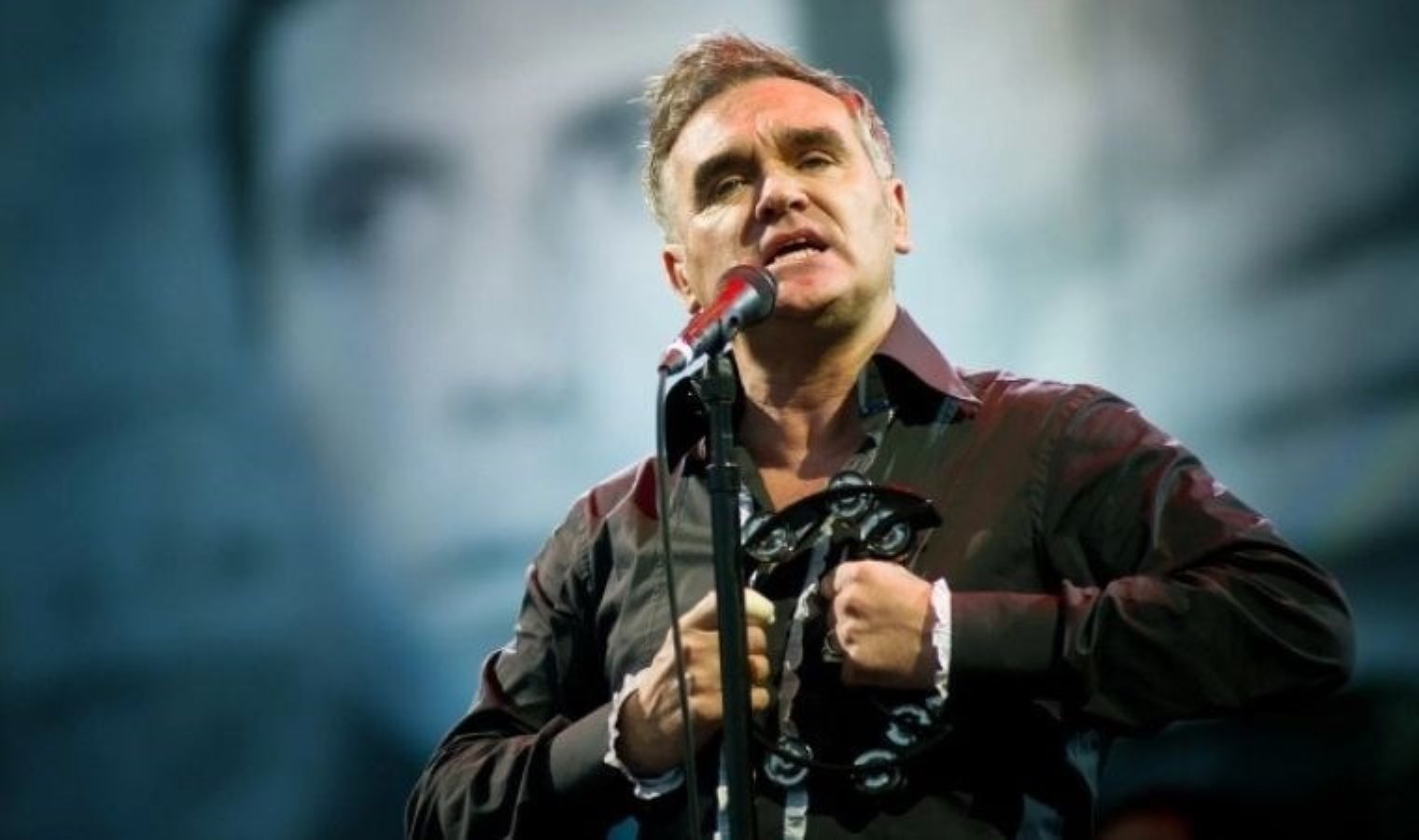 smithsin-solisti-morrissey-istanbulda-konser-verecek-apQdh3OO.jpg