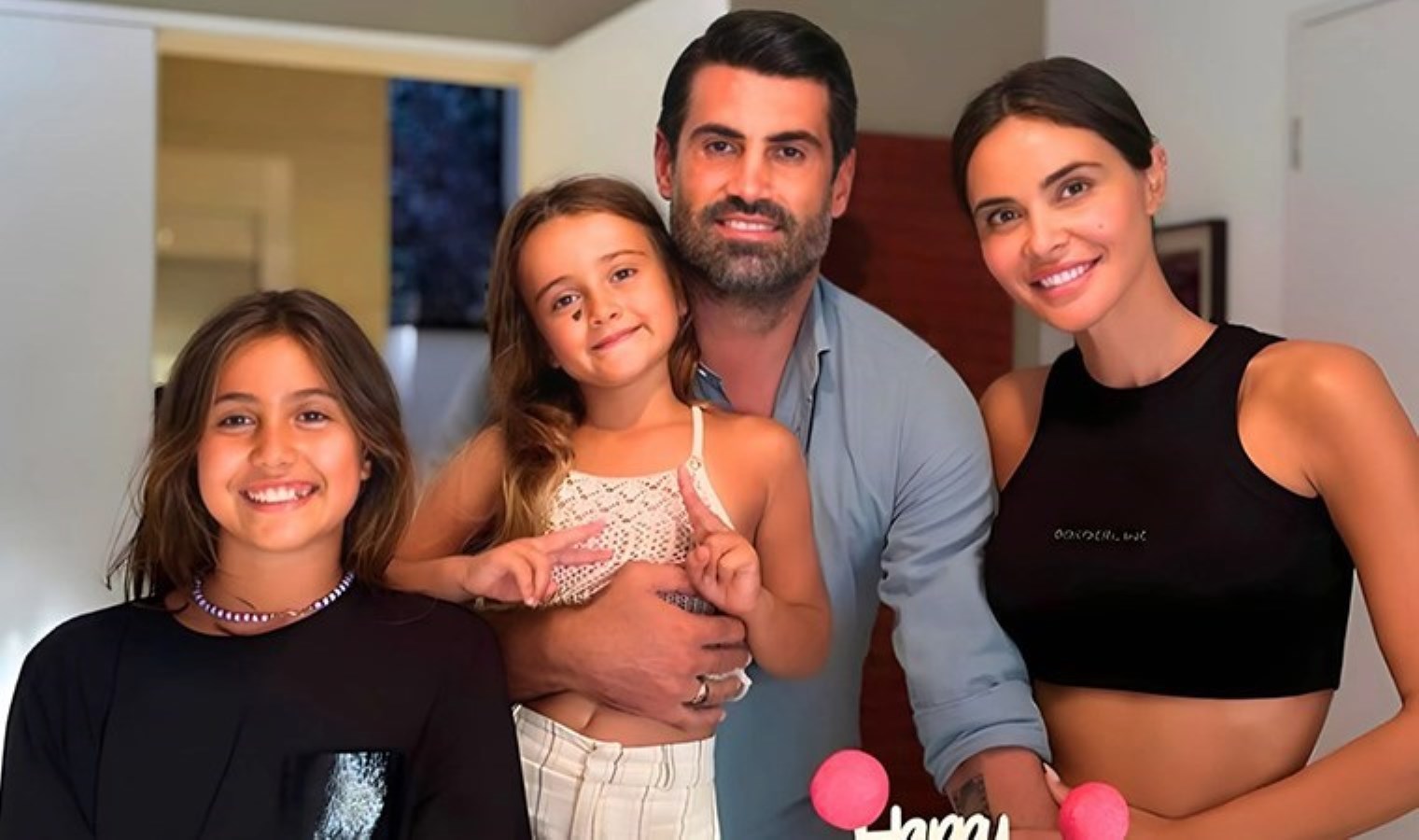 Volkan Demirel ve Zeynep Demirel’in Memnun Günü: Bebeklerinin Ismi Muhakkak Oldu!