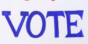 Darbelerin-Golgesinde-Demokrasi-Mucadelesi-Postallarin-Mirasi-featured