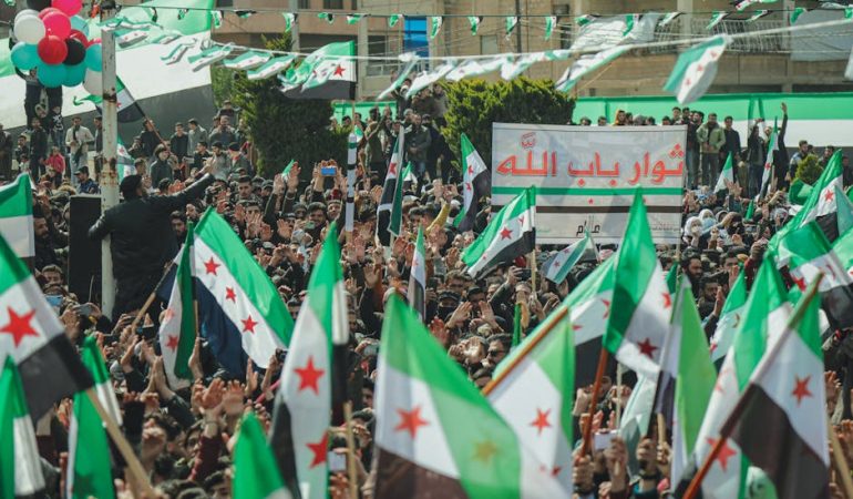 Suriye-HTS-Firat8217in-Batisinda-Muhaliflere-Tahliye-Cagrisi-Yapti-featured