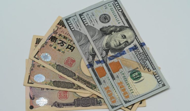 Brent-Petrol-100-Dolari-Asti-Iran8217in-Potansiyel-Donusu-Piyasayi-Nasil-Etkileyecek-featured