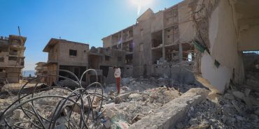 Kapitalizmin-Krize-Direnci-Suclama-Donusum-ve-Piyasalarin-Yeniden-Dogusu-featured